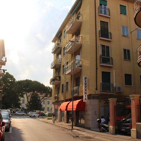 Arcobaleno Affittacamere Verona Bagian luar foto
